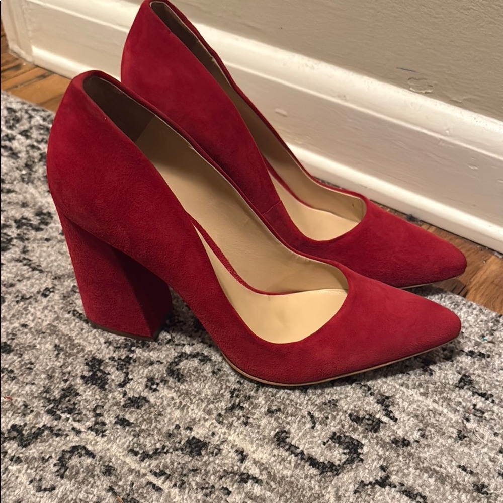 Women's Red Suede Pointed-Toe Block Heel Pumps, Vince Camuto. Size 9